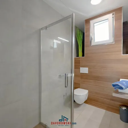 La Comfortable Hotel
