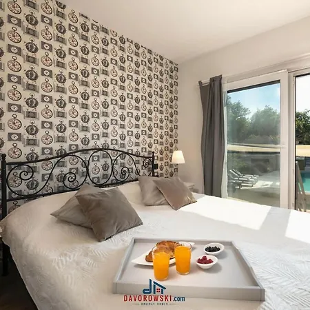Hotel La Comfortable Pola